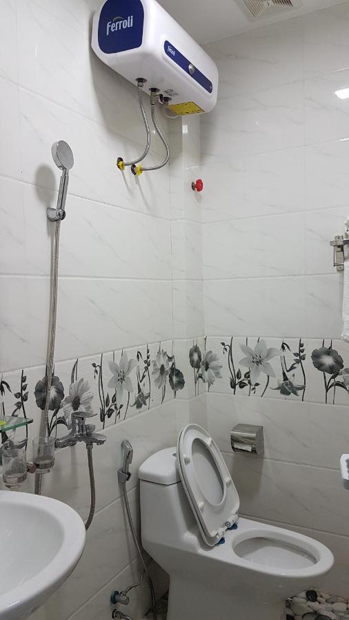 Love Hotel Near Ha Dong General Hospital Hanoi Bagian luar foto